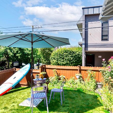 Vintage 3 Bedroom Home In Prime Eastlake Seattle With Private Parking 외부 사진